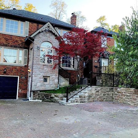 Leaside Garden Guesthouse Торонто Экстерьер фото